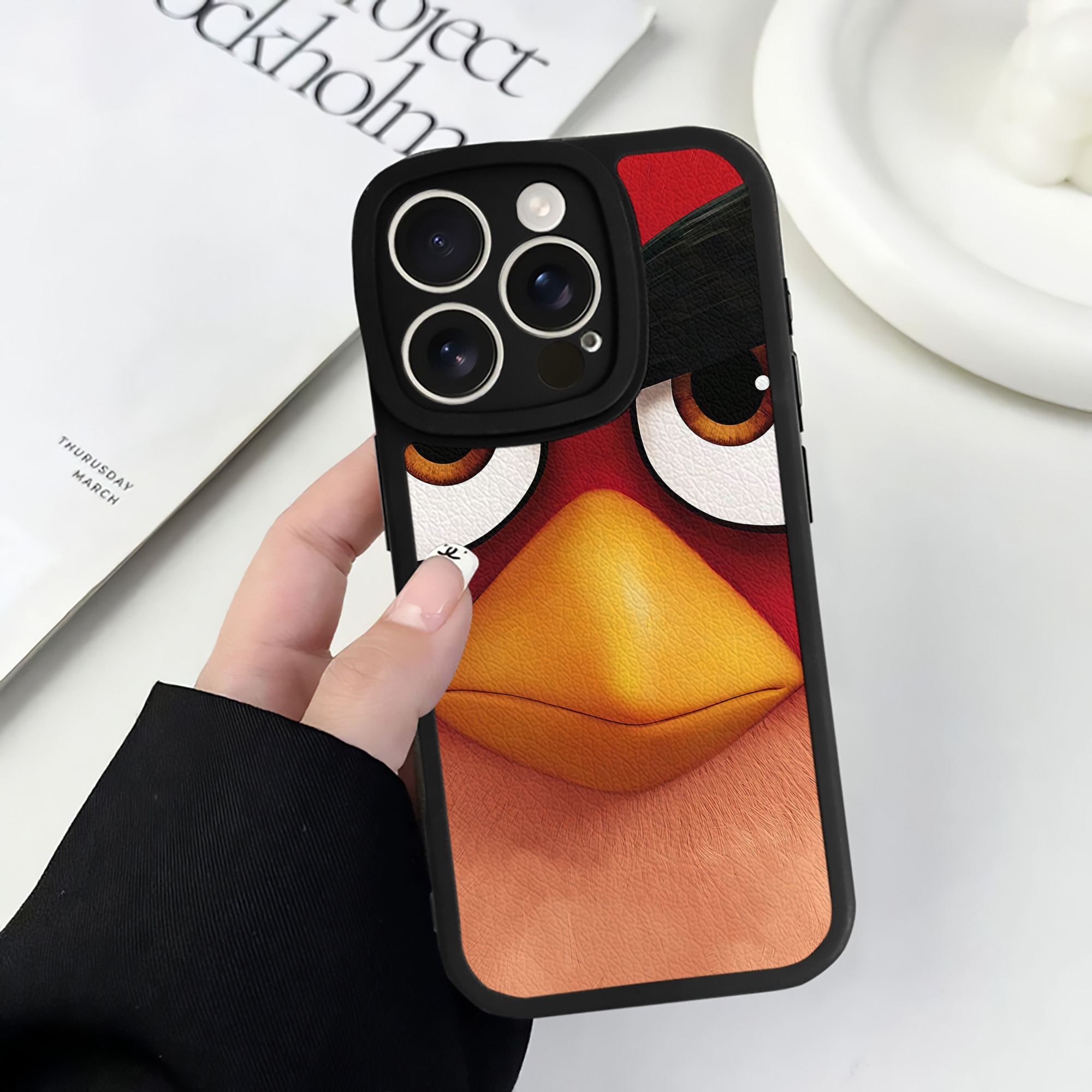 （画像用） Angry Birds アングリーバード 【iPhone 16シリーズ対応】シリコンスマホケース（レザー調） 材質：シリコン